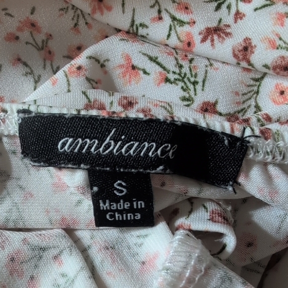 Ambiance Floral Print Blouse with Puff Sleeves - Picture 4 of 5